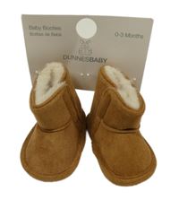 Nové - Hnědé semišové zateplené válenky Dunnes vel. 17