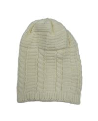 Biela vzorovaná pletená čapica