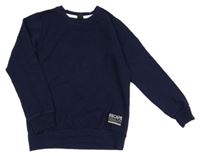 Tmavomodrá rebrovaná mikina s nášivkou Y.F.K.