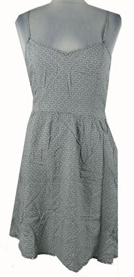 Nové - Dámske čierno-biele vzorované šaty H&M