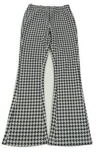 Čierno-biele vzorované teplákové zvonové nohavice Y.F.K.