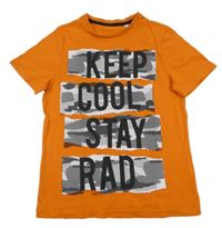 Tmavooranžové tričko s army potlačou s nápismi C&A