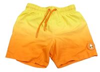 Žlto-oranžové ombré plážové kraťasy s nášivkou Primark
