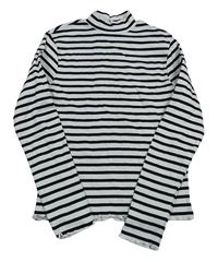 Bielo-čierne pruhované rebrované crop tričko Page One Young