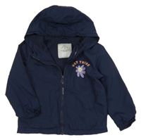 Tmavomodrá šušťáková jarná bunda s květem a kapucňou George