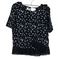 Dámska tmavomodrá kvietkovana blúzka s volánikom M&S