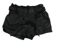 Čierne koženkové kraťasy s opaskom Coolcat