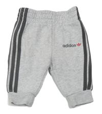 Šedé melírované tepláky s šedými pruhy a legem Adidas