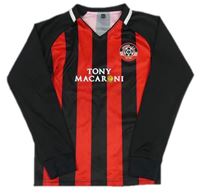 Čierno-červené športové futbalové tričko s nápisom