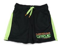 Čierno-neónově zelené športové kraťasy s nápisom Yigga