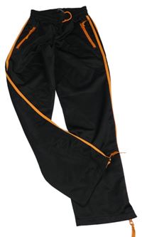 Černo-oranžové sportovní tepláky s pruhy