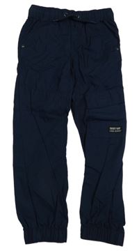 Tmavomodré cuff plátěné kalhoty s nášivkou Topolino