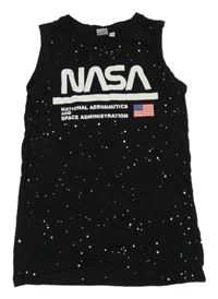 Čierno-biele tielko s nápisem - NASA a vlajkou
