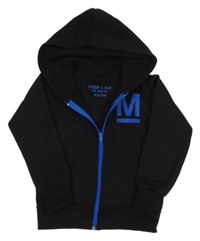 Čierna prepínaci mikina s modrým zipsom a kapucňou