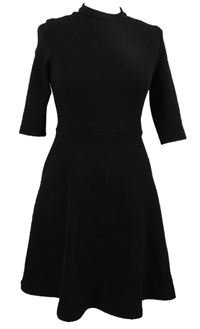 Dámské černé strukturované šaty 