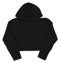 Čierny crop rebrovaný sveter s kapucňou