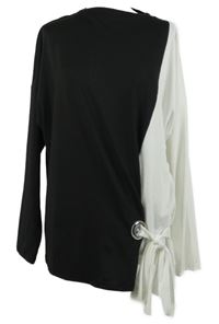Dámska čierno-biela blúzka so broží a zavazováním