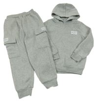 2set - Šedá mikina s nášivkou a kapucí + tepláky s kapsami