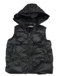 Čierna prešívaná šušťáková zateplená vesta s kapucňou SHEIN