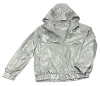 Stříbrná šusťáková jarní bunda s kapucí Y.F.K.