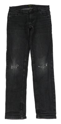 Čierne skinny rifle s děravými koleny alive