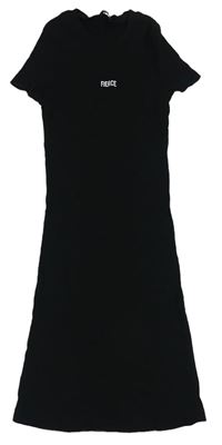 Čierne rebrované šaty s nápisom M&Co.
