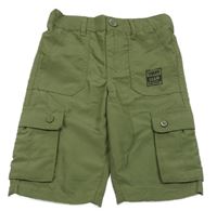 Khaki šušťákové cargo kraťasy s nápisom