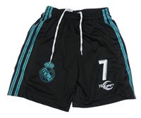 Čierno-modré športové kraťasy s pruhmi a číslom