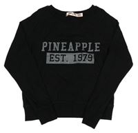 Černé crop triko s nápisem Pinepple