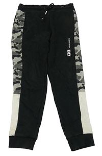 Černé tepláky s army pruhem F&F