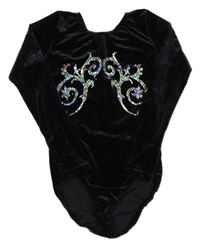 Čierne zamatové cvičobné body s trblietkami