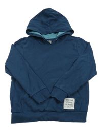 Tmavomodrá mikina s kapucňou