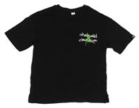 Čierne tričko s nápismi