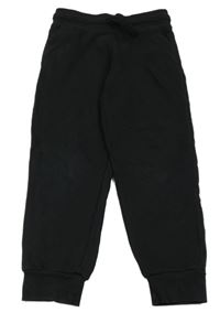 Černé tepláky Primark