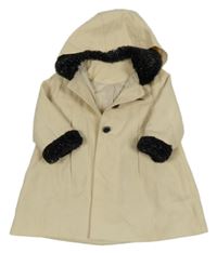 Béžovo-čierny jarný kabát s kožešinou a kapucňou