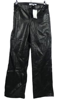Nové - Dámske čierne kožekové široké nohavice Bershka