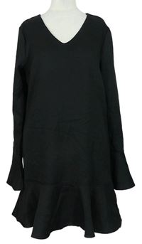 Dámske čierne šaty s rozšířenými rukávy Boohoo