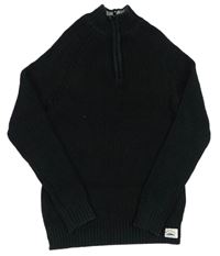 Čierny rebrovaný sveter so stojačikom H&M