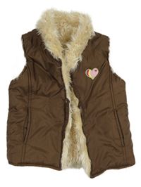 Tmavohnedá šušťáková zateplená obojstranná vesta so srdiečkom TU