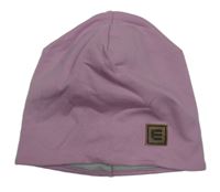 Lila bavlněná čepice s nášivkou