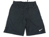 Černé šusťákové sportovní kraťasy Nike 