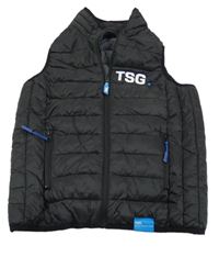 Černá prošívaná šusťáková zateplená vesta s logem TSG