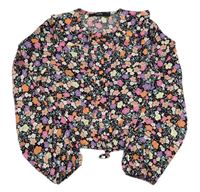 Černo-barevná květovaná crop halenka George