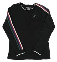 Černé triko s pruhy na rukávech Next