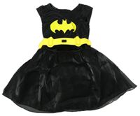Kockovaným - Čierne šaty s páskem Batgirl
