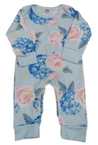 Svetlomodrý overal s růžemi
