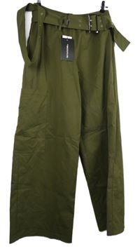 Nové - Dámské khaki šusťákové volné kalhoty s páskem PrettyLittle Thing