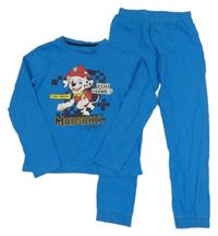 Modré pyžamo s Chasem 