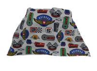 Světlešedá oboustranná čepice se znaky a praporky 