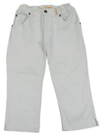 Bílé capri rifle S&D